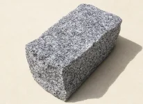 10 x 10 x 20 cm granit küp taş.webp